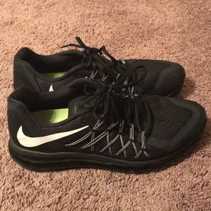 Men’s Nike sneakers